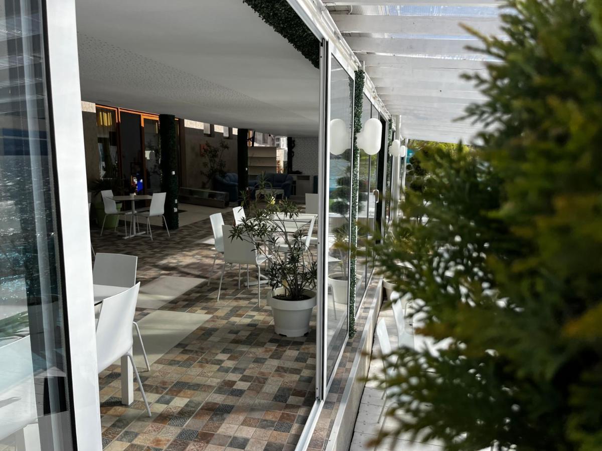Riviera 990 - Resort & Restaurant Ieşelniţa Exteriér fotografie